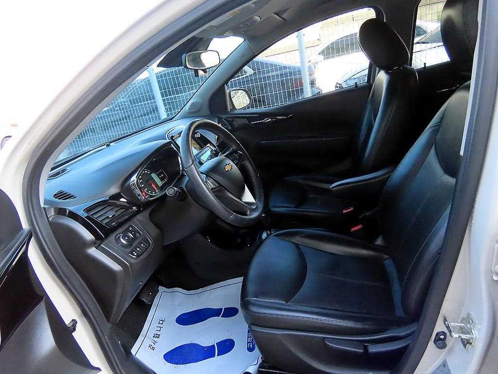 Chevrolet Spark - Vista 5