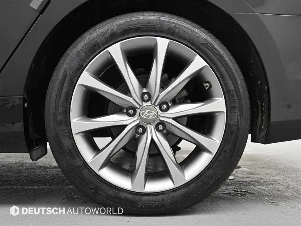 HYUNDAI Grandeur - Vista 5