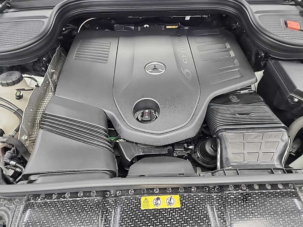 Mercedes Benz GLS Class - Vista 5