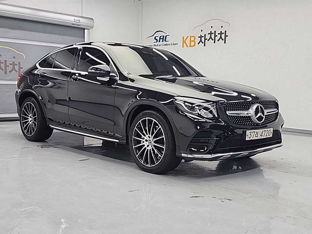 Mercedes Benz GLC Class - Vista 4