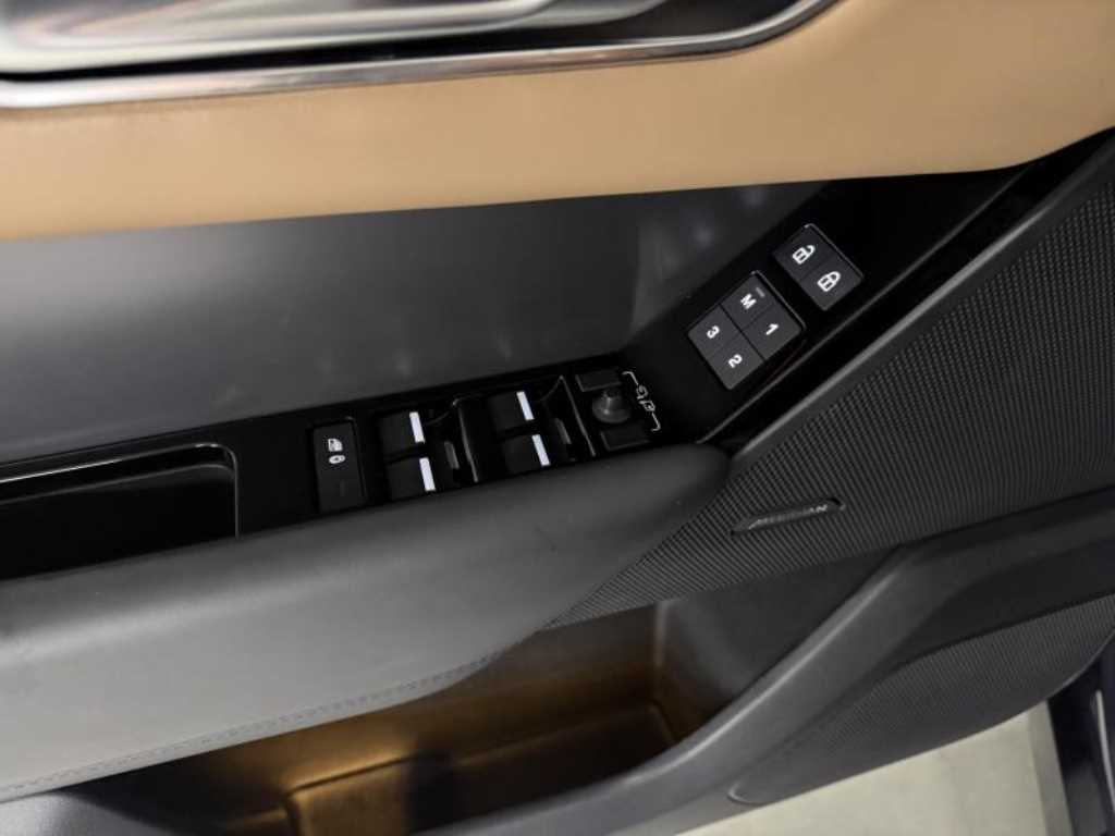 Land Rover Range Rover Bella 2025 - Importación desde Corea - HF Imports Iquique - Foto 14