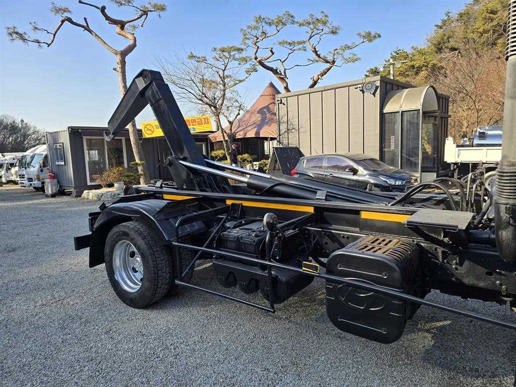 medium and large cargo apChoukJingae - Vista 8