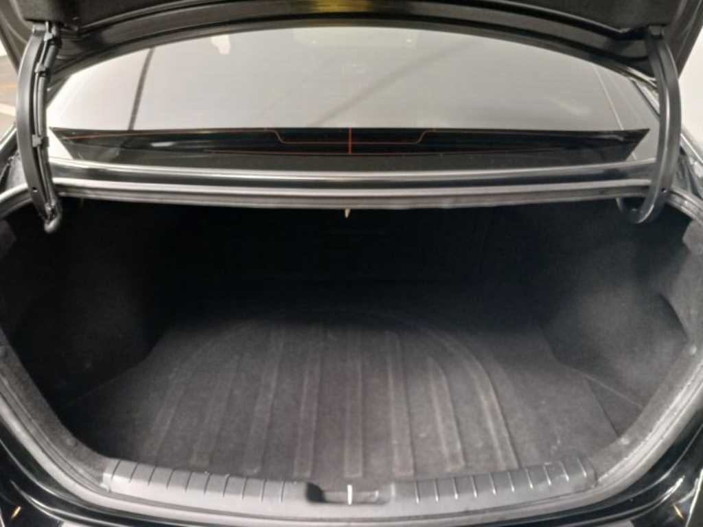 HYUNDAI Avante 2016 Negro - Importación desde Corea - HF Imports Iquique - Foto 18