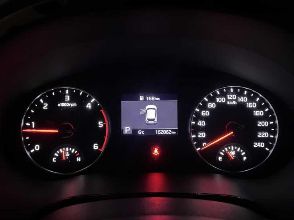 KIA Seltos - Vista 8