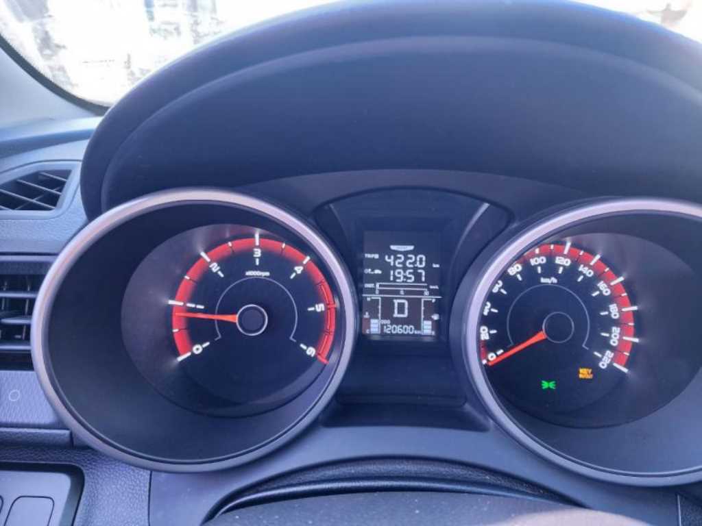 Ssangyong Tivoli 2016 - Importación desde Corea - HF Imports Iquique - Foto 13