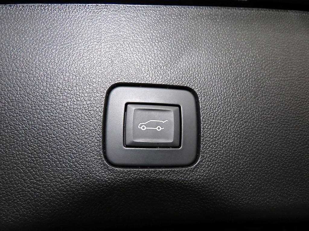 Chevrolet Trax 2024 Negro - Importación desde Corea - HF Imports Iquique - Foto 17