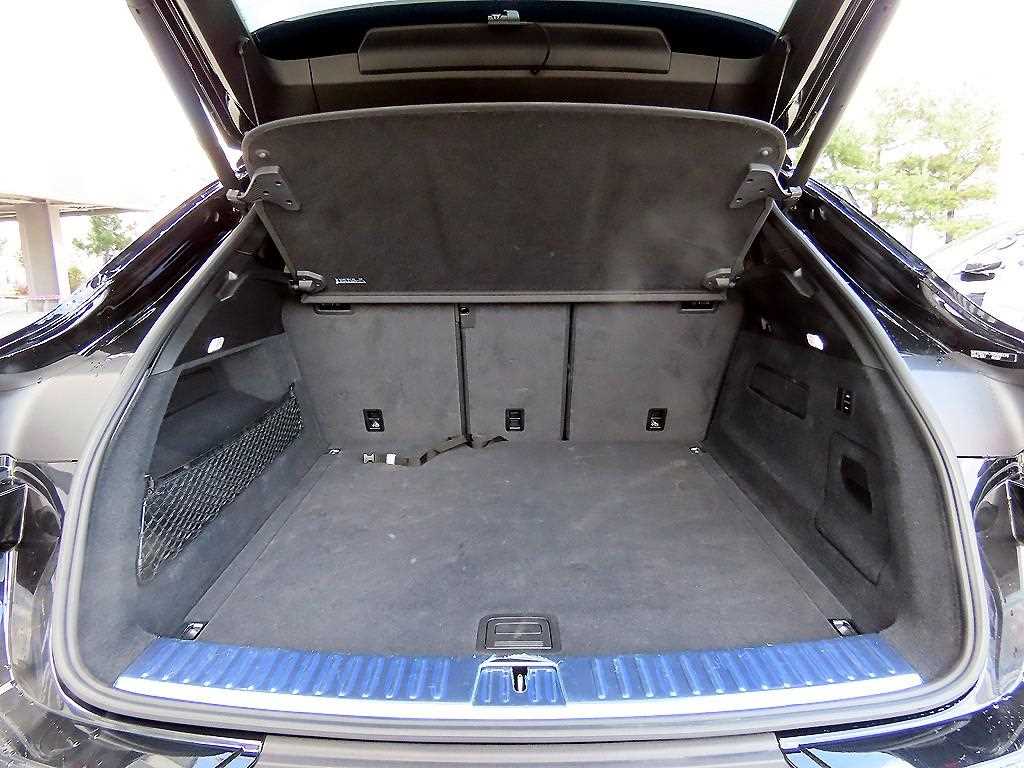 Porsche Cayenne 2024 Negro - Importación desde Corea - HF Imports Iquique - Foto 16