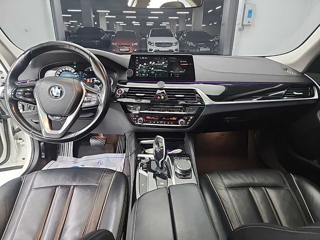 BMW 5 Series - Vista 7