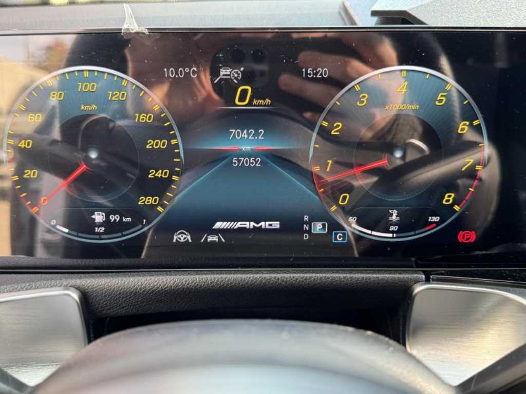 Mercedes Benz GLB Class - Vista 3