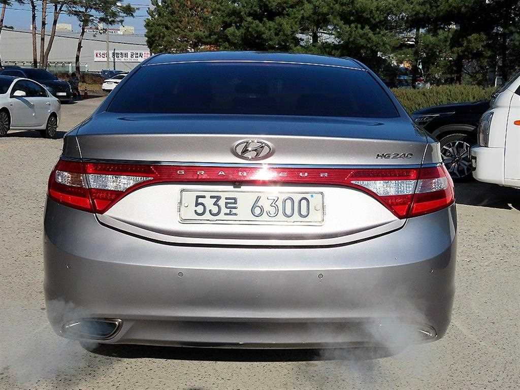 HYUNDAI Grandeur - Vista 4