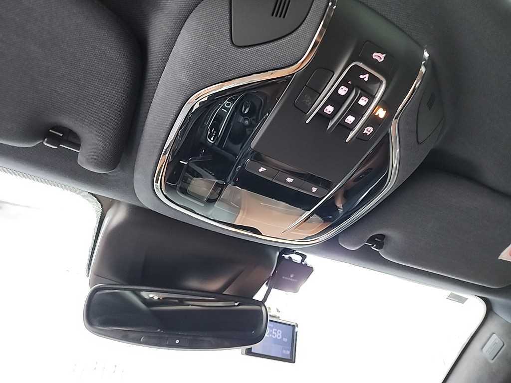 Maserati Levante 2018 Blanco - Importación desde Corea - HF Imports Iquique - Foto 18