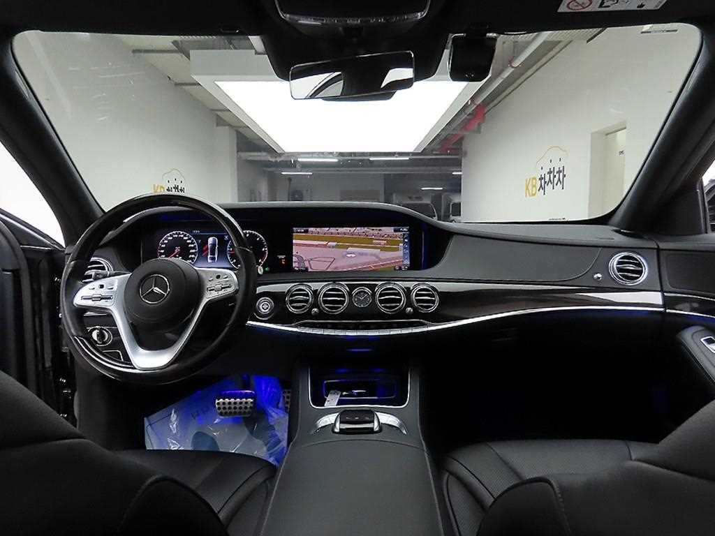 Mercedes Benz S Class - Vista 7