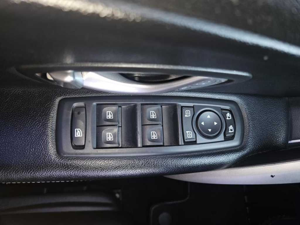 SAMSUNG SM3 - Vista 11