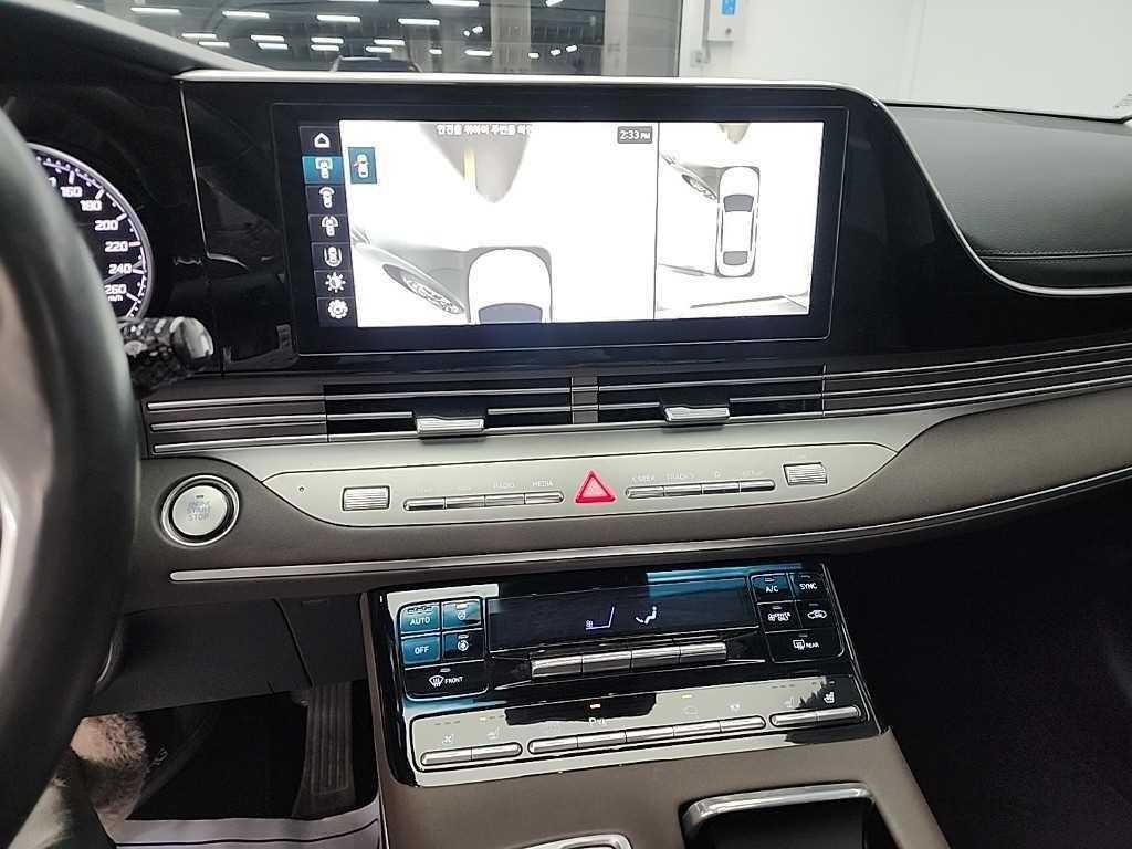 HYUNDAI Grandeur - Vista 10