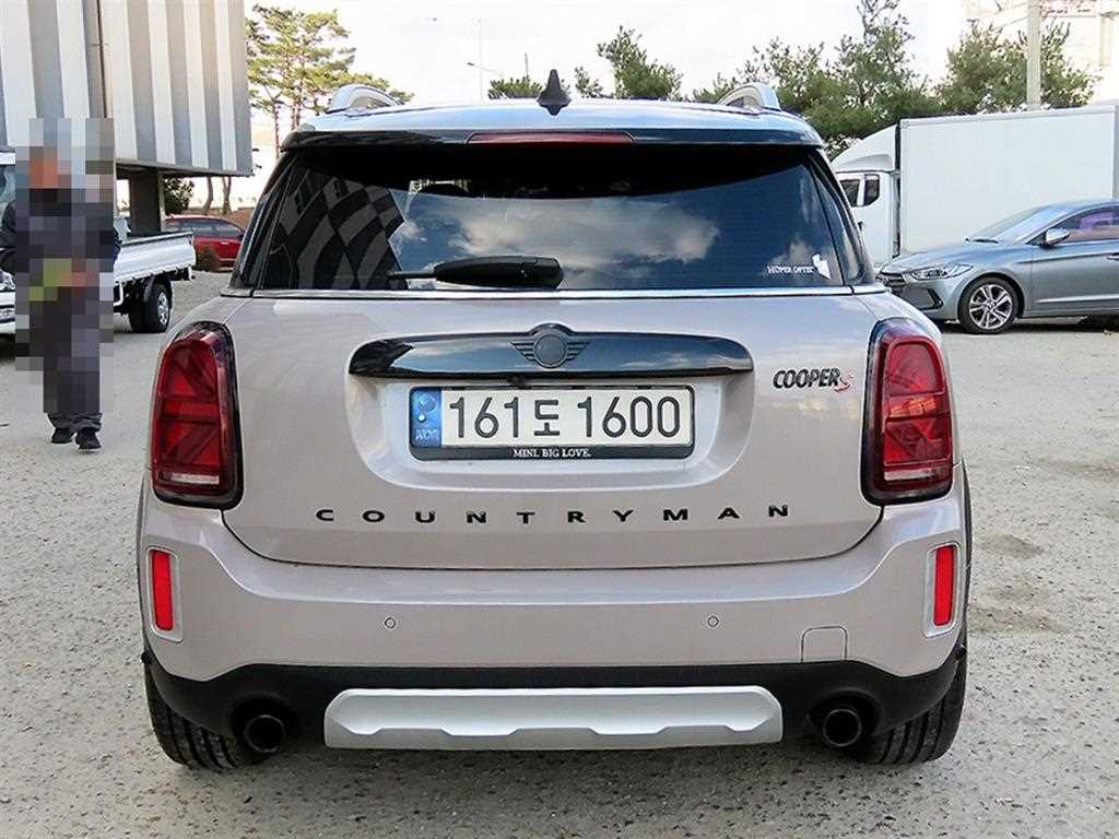 Mini Countryman - Vista 4
