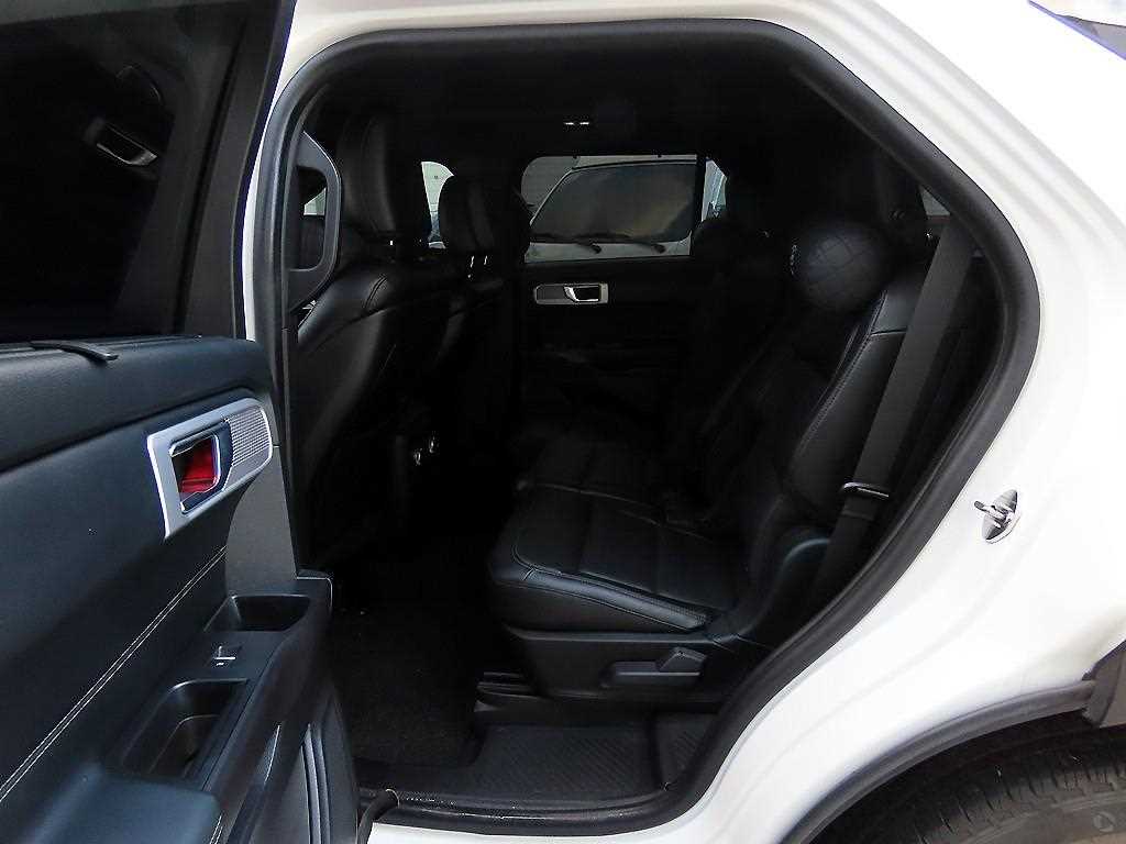 Ford Explorer - Vista 6