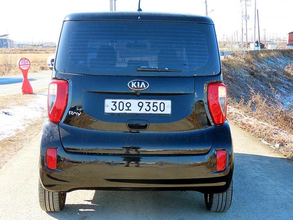 KIA Ray - Vista 4