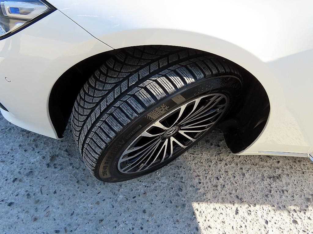 Mercedes Benz S Class - Vista 4