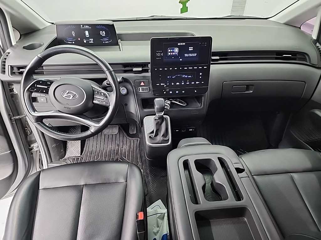 HYUNDAI Staria - Vista 7