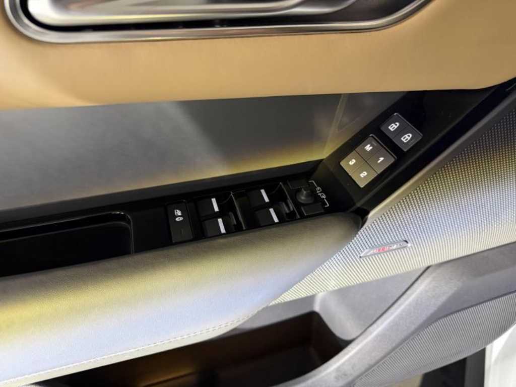 Land Rover Range Rover Bella 2025 - Importación desde Corea - HF Imports Iquique - Foto 14