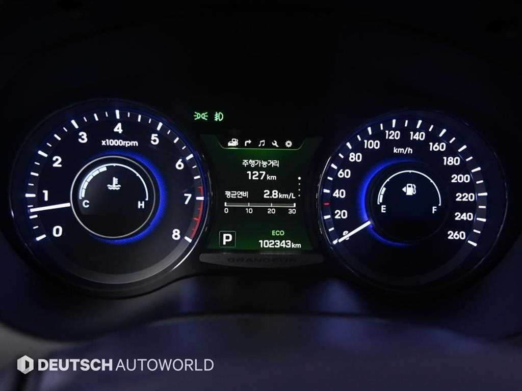 HYUNDAI Grandeur - Vista 8