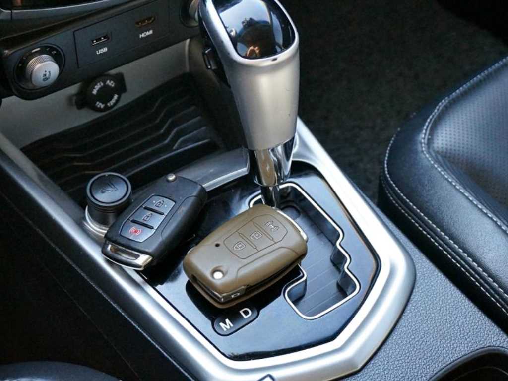 Ssangyong Tivoli 2016 Blanco - Importación desde Corea - HF Imports Iquique - Foto 18