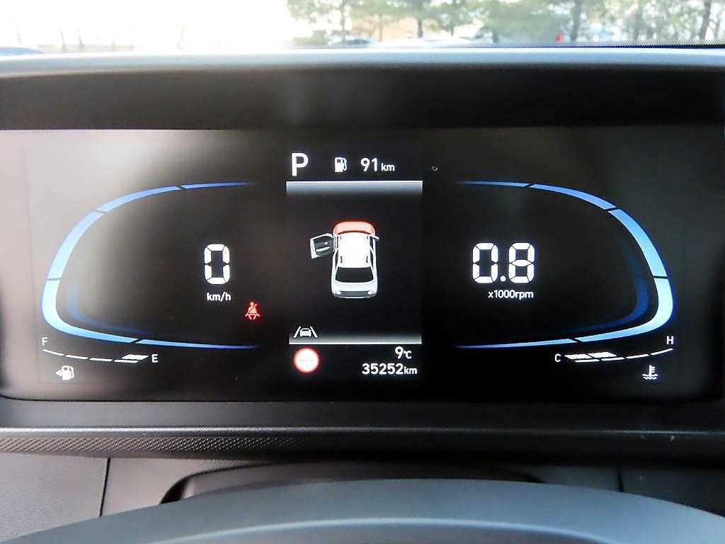 HYUNDAI Casper - Vista 9