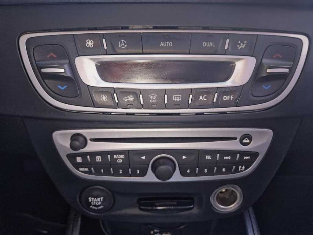 SAMSUNG SM3 - Vista 10