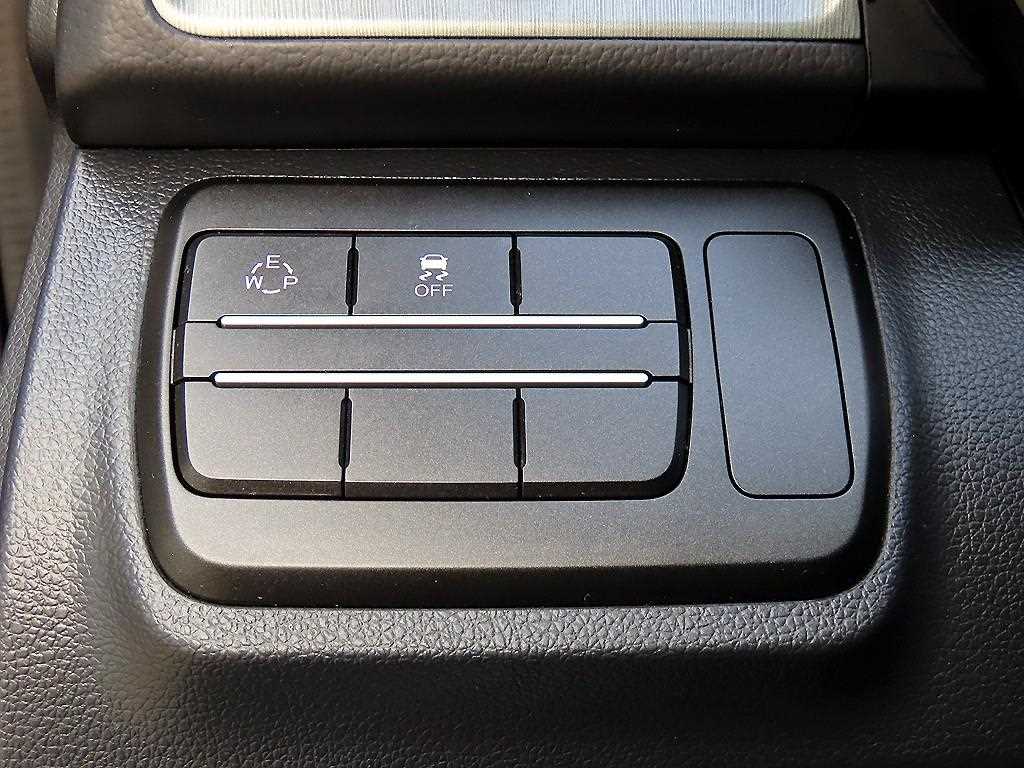 Ssangyong Tivoli - Vista 12