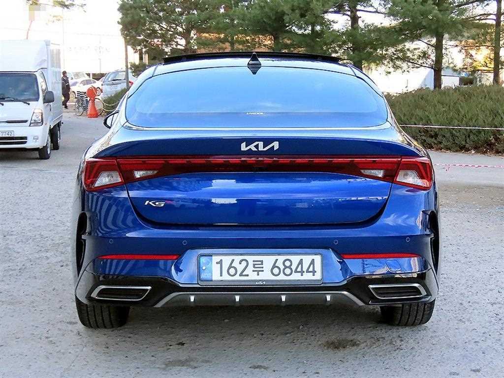 KIA K5 - Vista 4