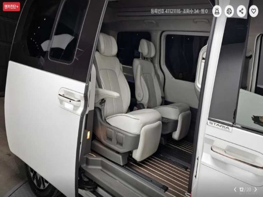 HYUNDAI Staria - Vista 12