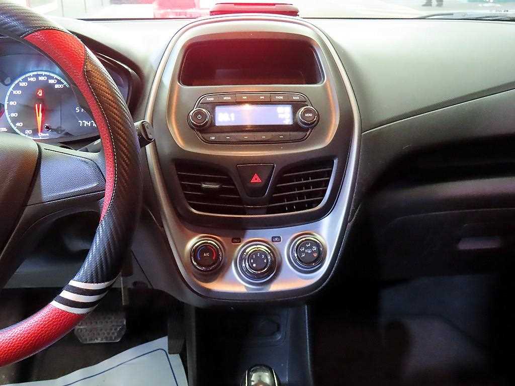 Chevrolet Spark - Vista 11