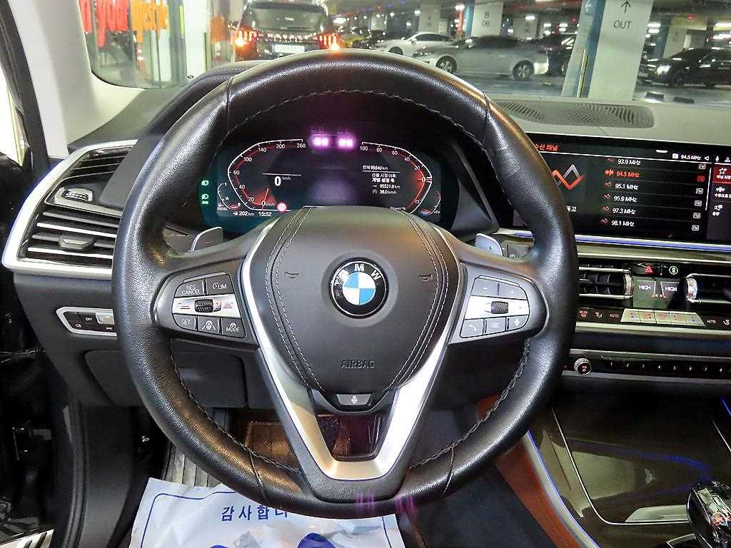 BMW X5 - Vista 8