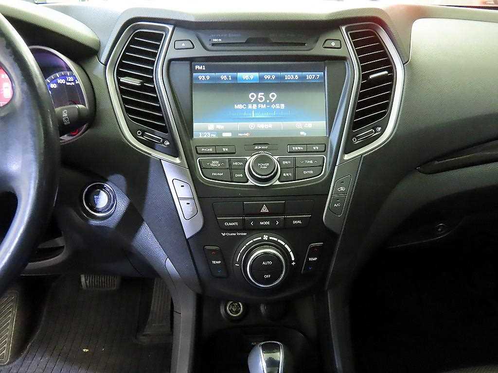 HYUNDAI Santa Fe - Vista 11