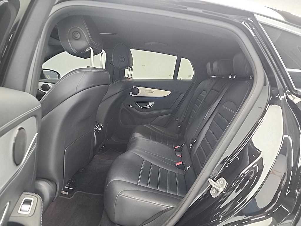 Mercedes Benz GLC Class - Vista 12