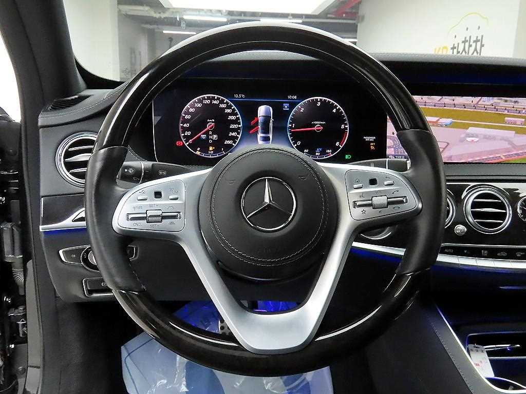 Mercedes Benz S Class - Vista 6