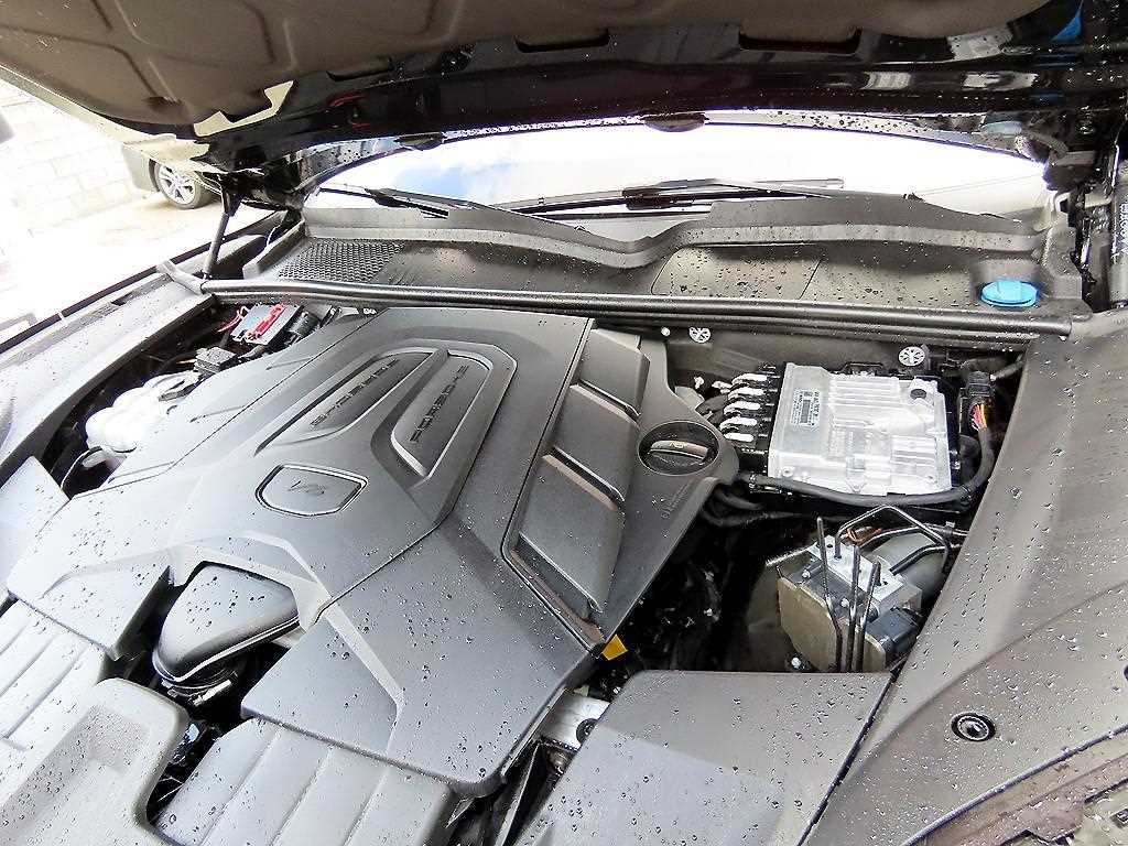 Porsche Cayenne 2024 Negro - Importación desde Corea - HF Imports Iquique - Foto 19