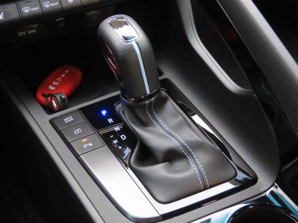 HYUNDAI Avante - Vista 6