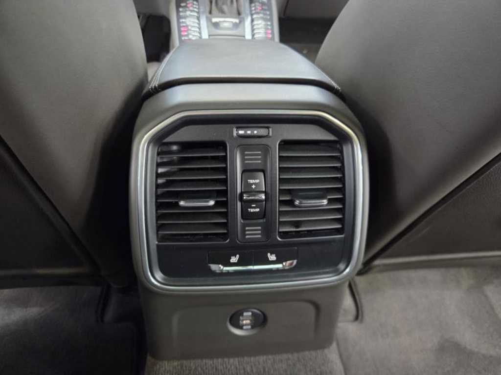 Porsche Macan - Vista 8