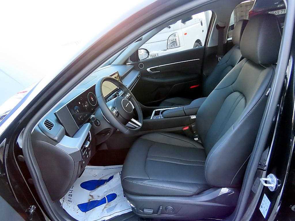 HYUNDAI Sonata - Vista 5