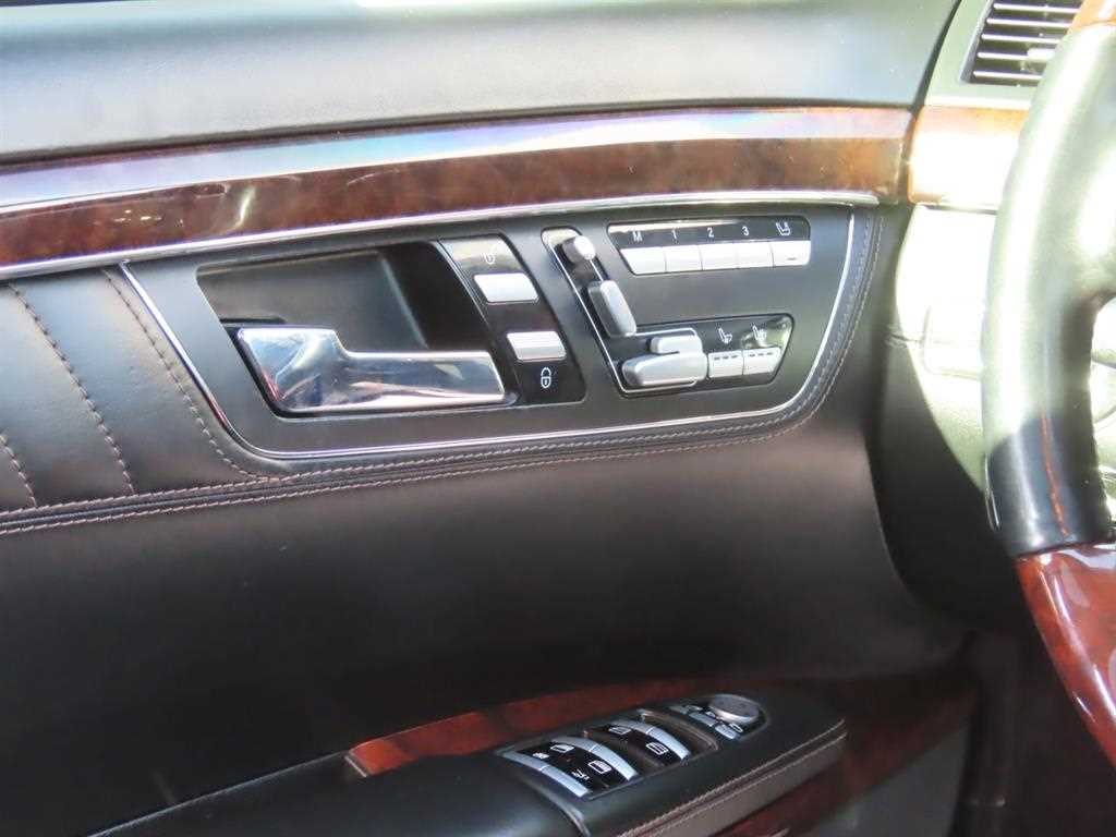 Mercedes Benz S Class 2011 Negro - Importación desde Corea - HF Imports Iquique - Foto 19