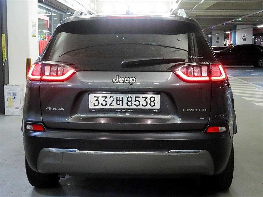 Jeep Cherokee - Vista 5