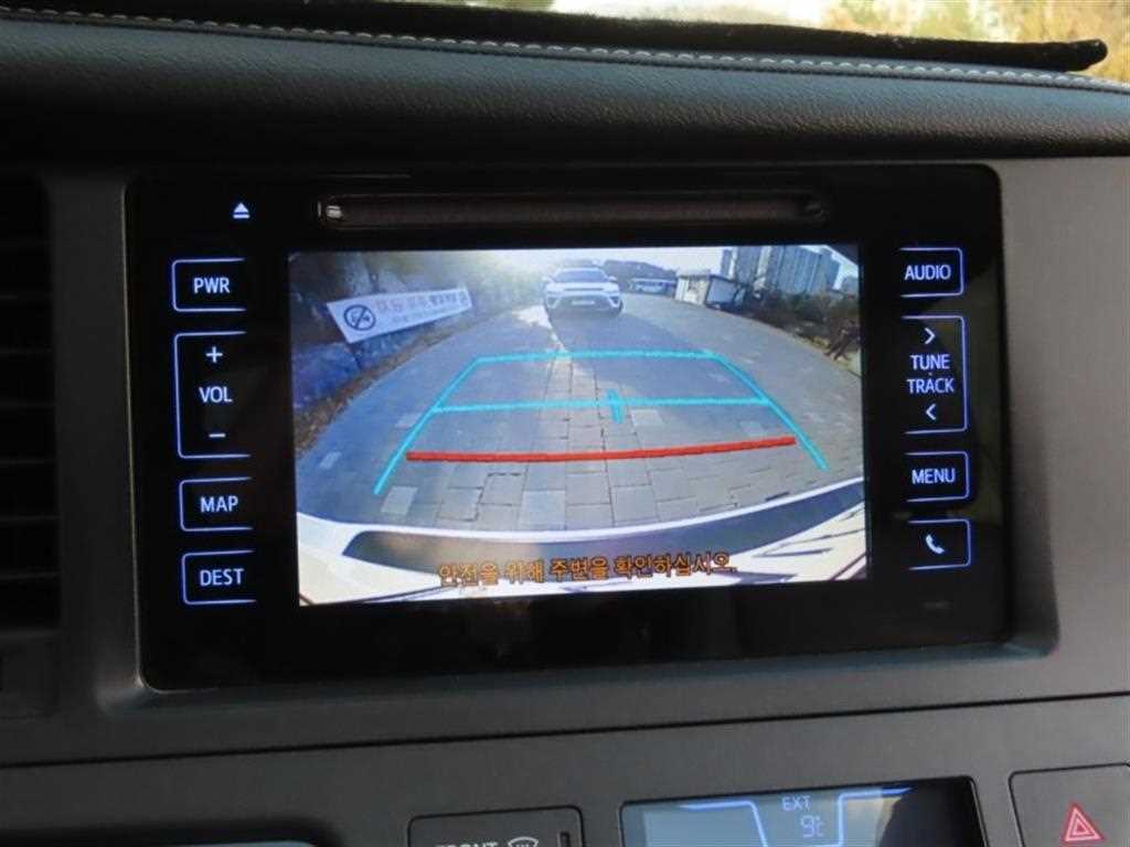 Toyota Siena - Vista 9