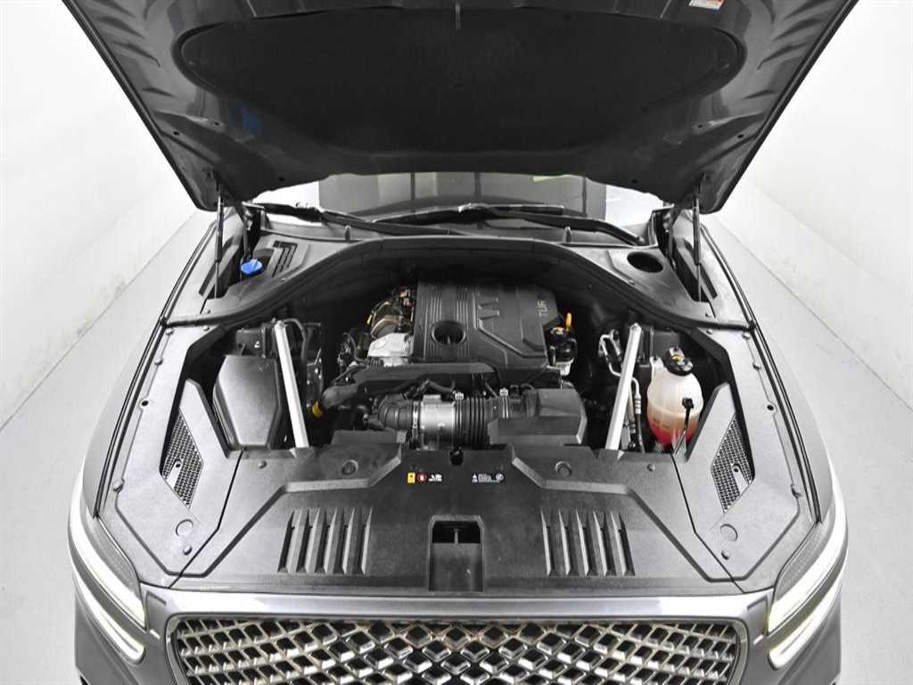 Genesis GV70 - Vista 6