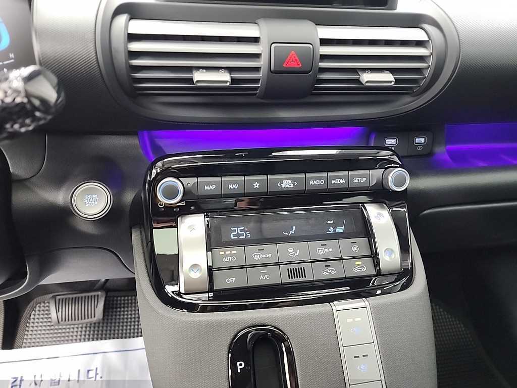 HYUNDAI Casper - Vista 10