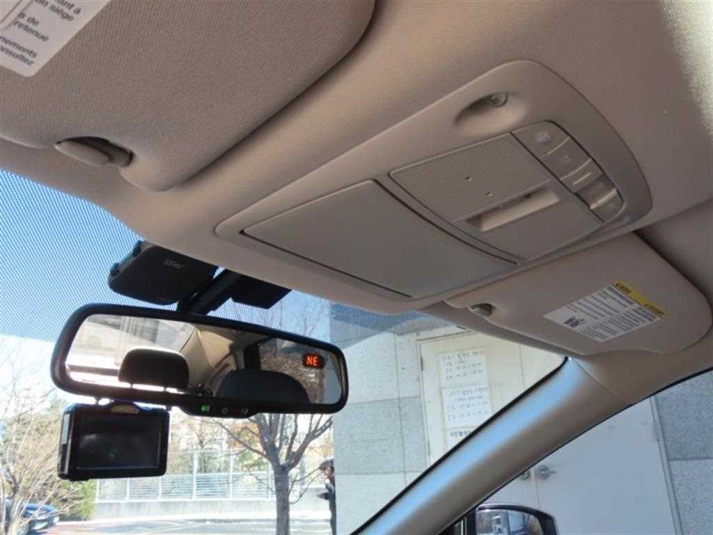 Nissan Altima - Vista 10