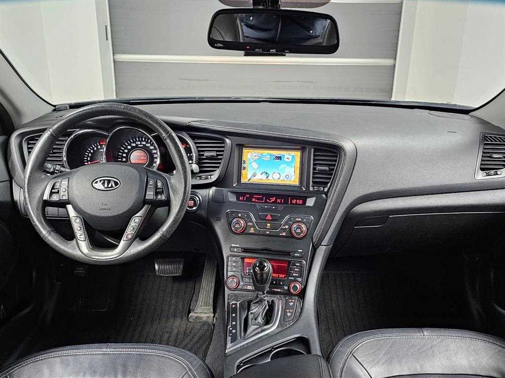 KIA K5 - Vista 7