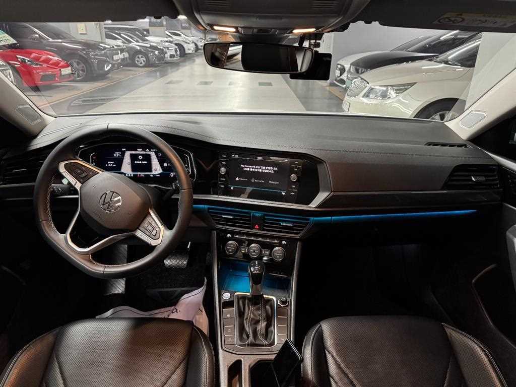 Volkswagen Jetta - Vista 8