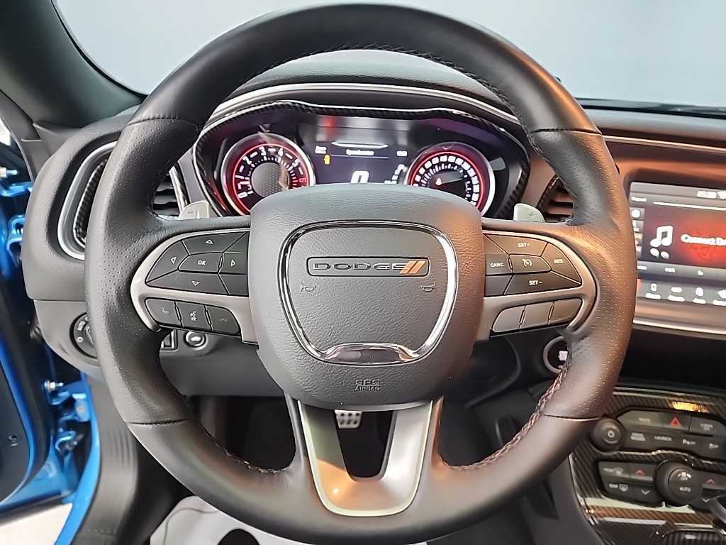 DODGE Challenger - Vista 9