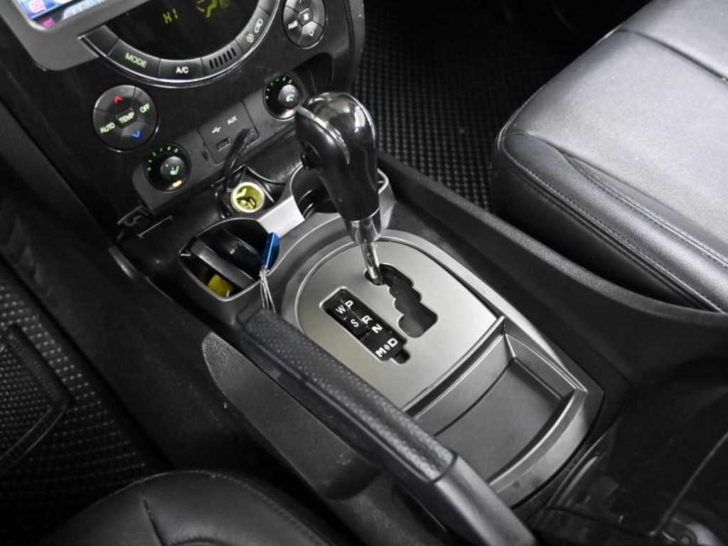 Ssangyong Rexton - Vista 9